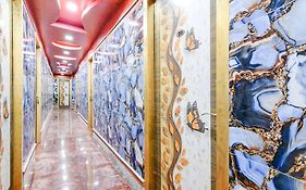 Hotel O Ananda Ashram